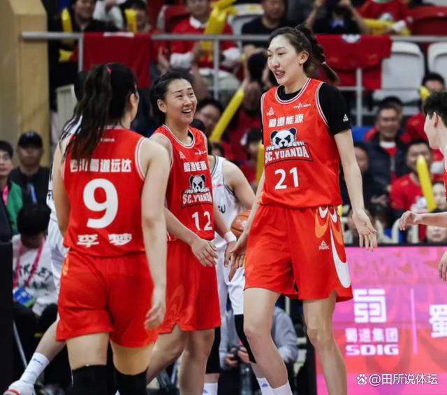 关于河南建业大败对手，遭遇连胜停滞的信息