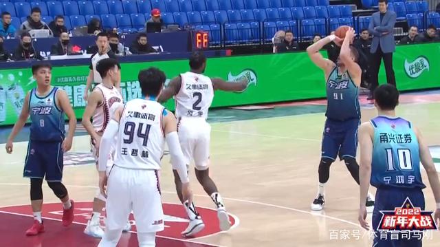 冰岛凭实力跻身欧锦赛，越战越勇，历史铭记