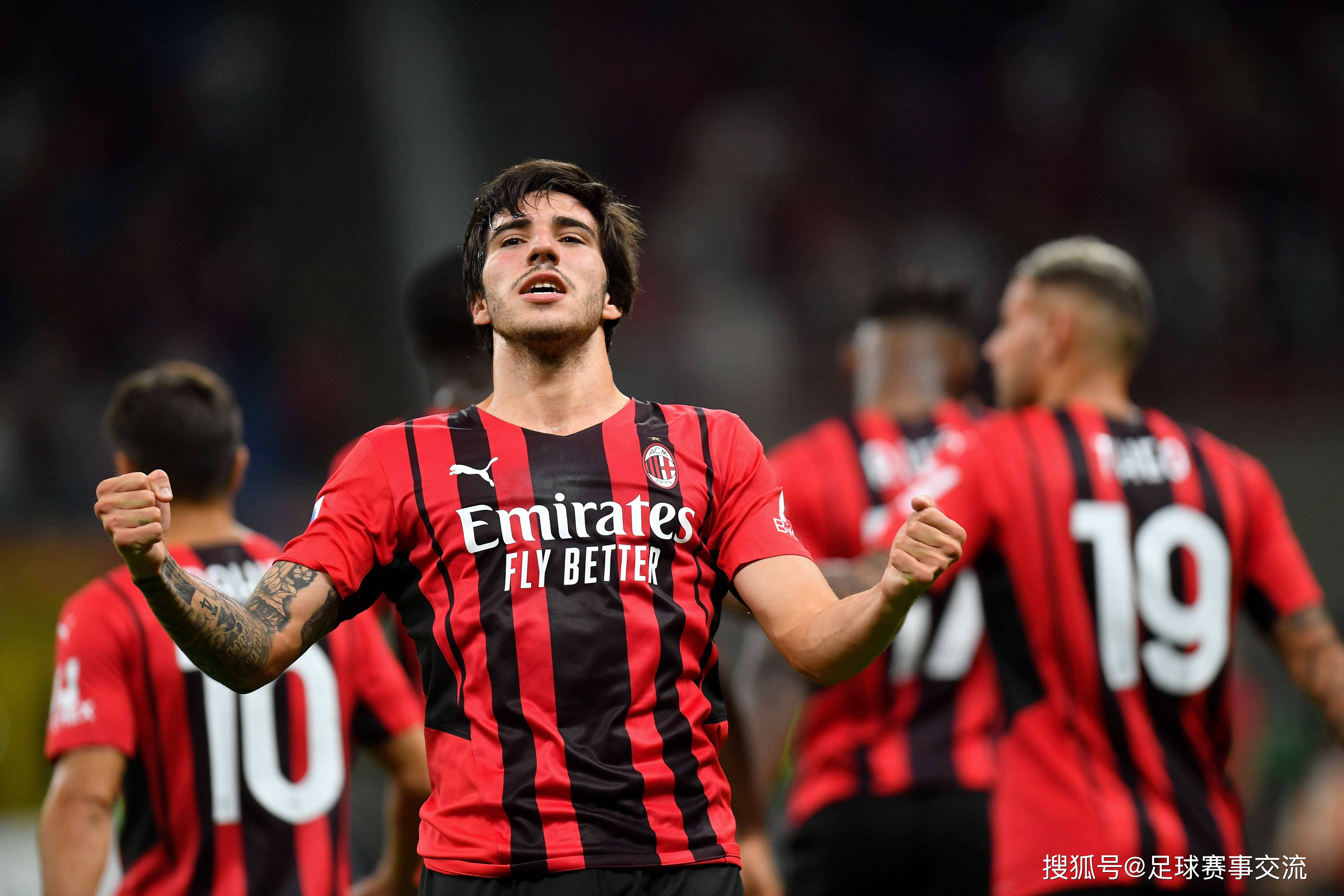 意甲：AC米兰领衔，博洛尼亚后腰奇克trivisa正式加盟拜仁慕尼黑