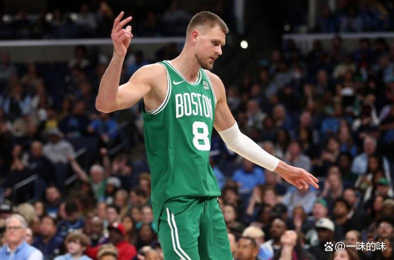 火箭完胜凯尔特人，豪取七连胜