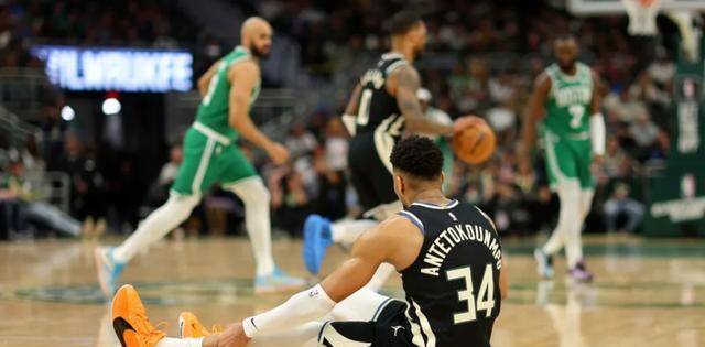 雄鹿主场轻取凯尔特人，字母哥砍下35分的简单介绍