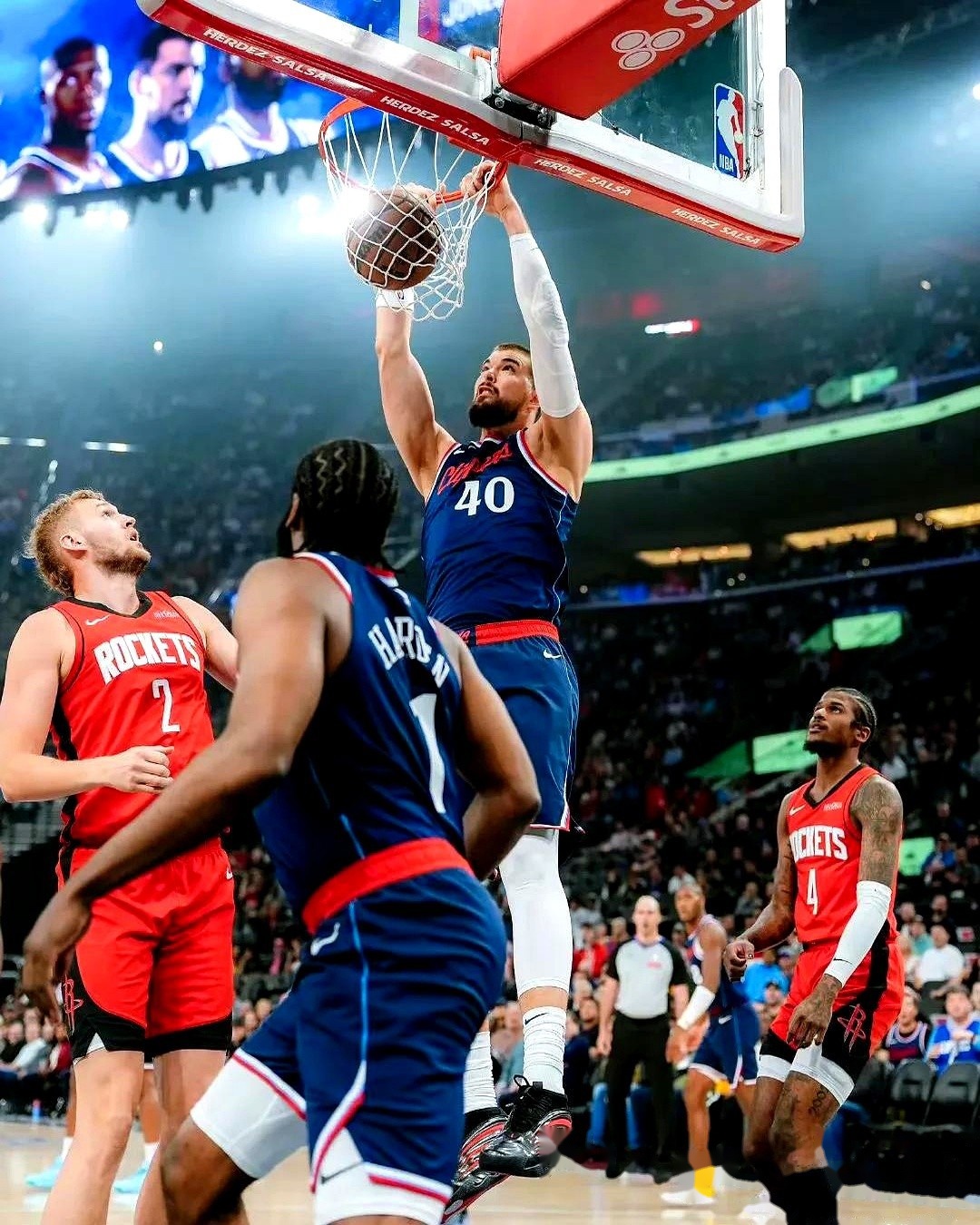 DB彩票平台-火箭战胜篮网，取得五连胜