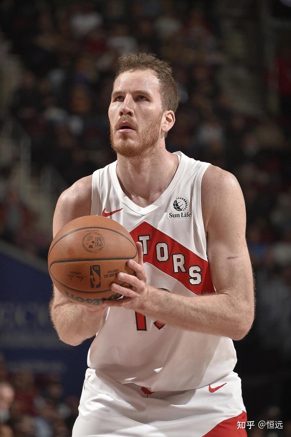 -猛龙主场逆风击败开拓者，取