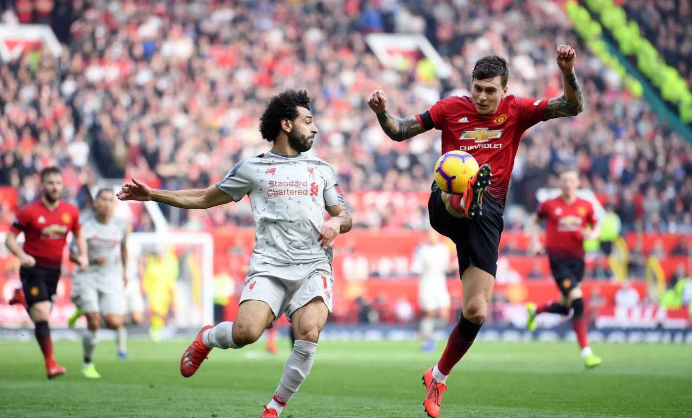 曼联0-5惨败,重返英超榜首的利物浦! 曼联0-5惨败,重返英超榜首的利物浦!