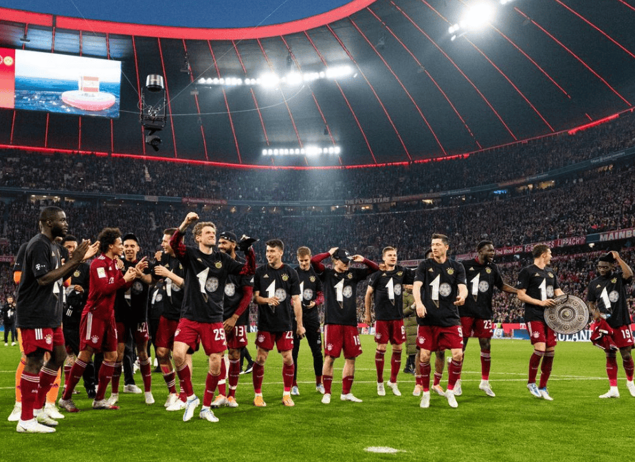 包含拜仁慕尼黑3-2拜仁莱比锡，提前四轮夺得德甲冠军的词条