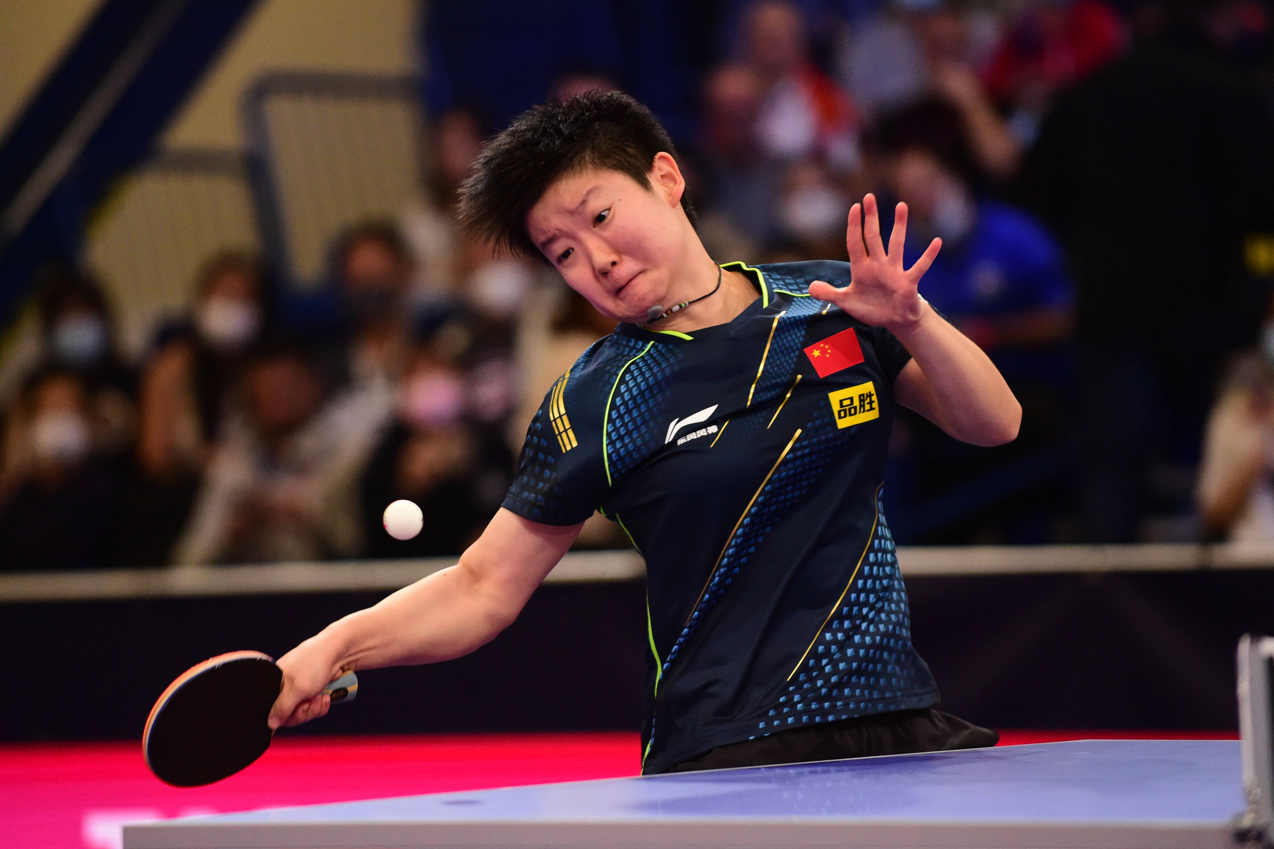 HKA轻取CLG，Elk拿下关键大龙峡谷大战四强赛，技惊四座